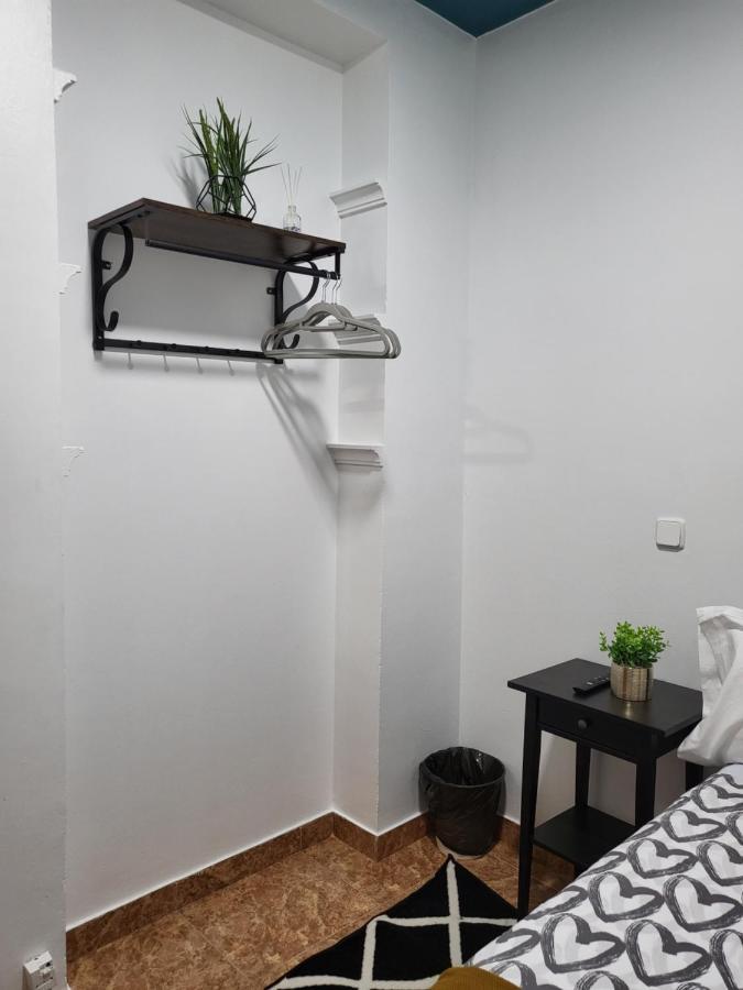 M-A Catrachos Rooms Madrid Exterior foto
