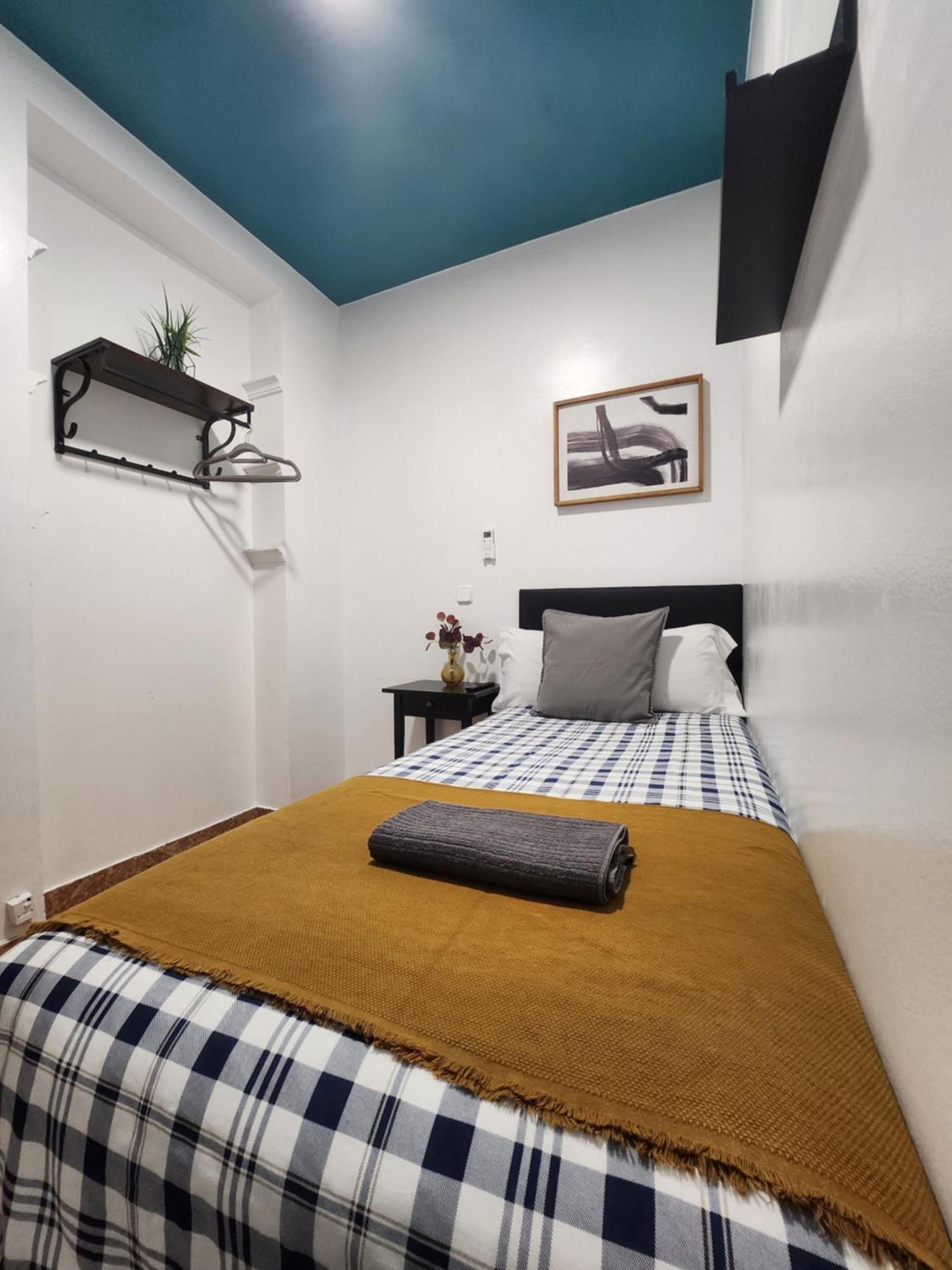 M-A Catrachos Rooms Madrid Exterior foto