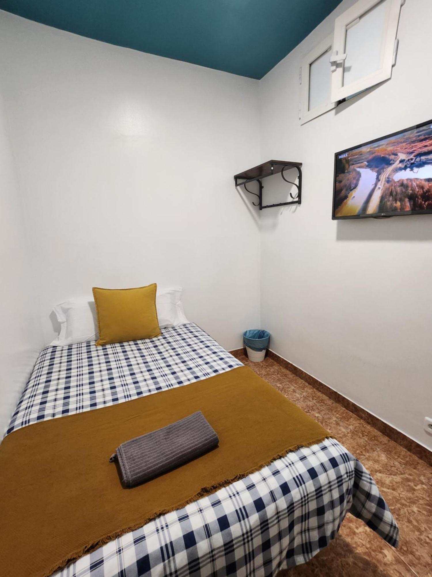 M-A Catrachos Rooms Madrid Exterior foto