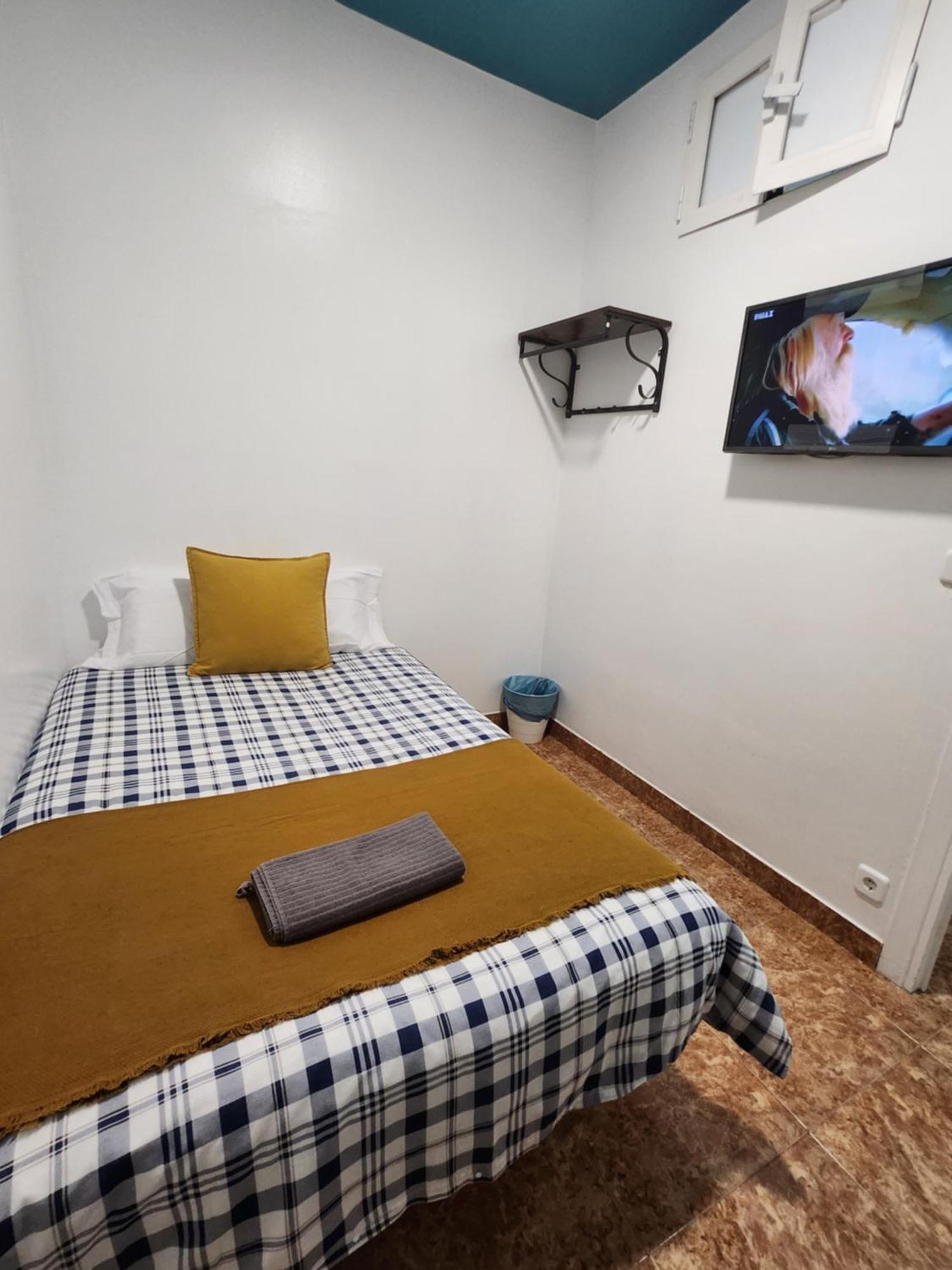 M-A Catrachos Rooms Madrid Exterior foto